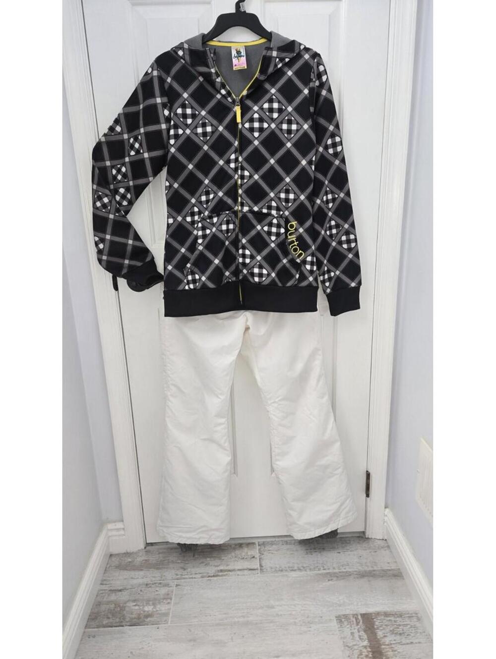Columbia Women's Med WHITE Ski Pants With Burton Cool Flavors DryRide Zip Jacket